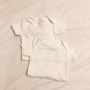 2 plain white onesies
